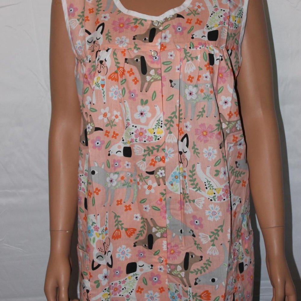 NEW – EASY ESSENTIALS SNAP FRONT SMOCK COBBLER APRON DOGS & FLOWERS L XL 3X 4X
